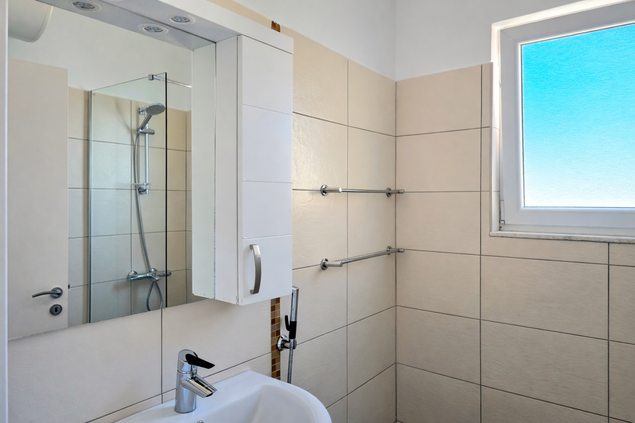 4 Rruga Gjergj Araniti, Sarande 9702